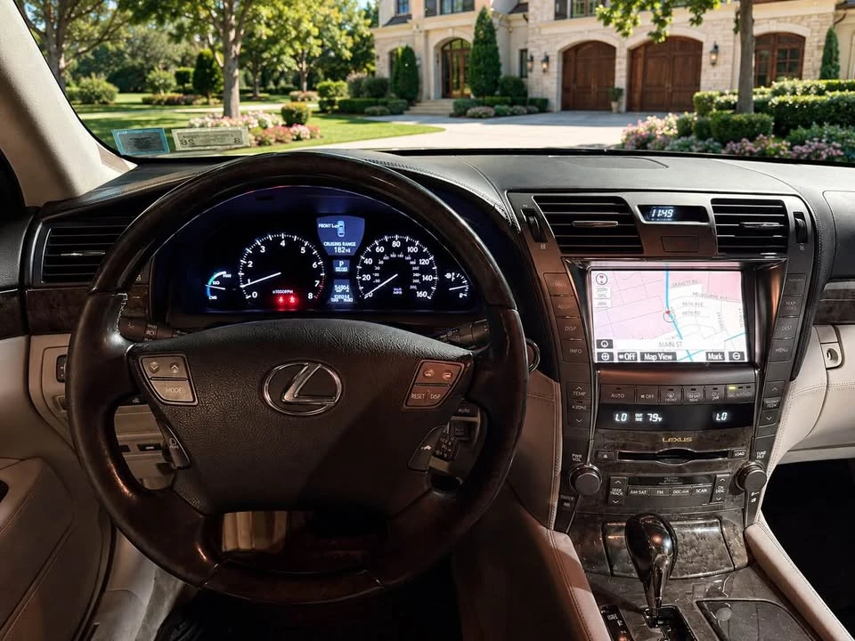 2008 Lexus LS 4th Gen - Image 9 of 16