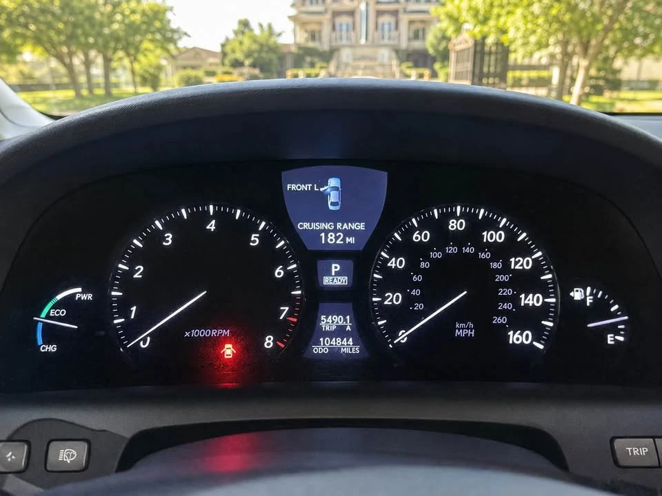 2008 Lexus LS 4th Gen - Image 10 of 16