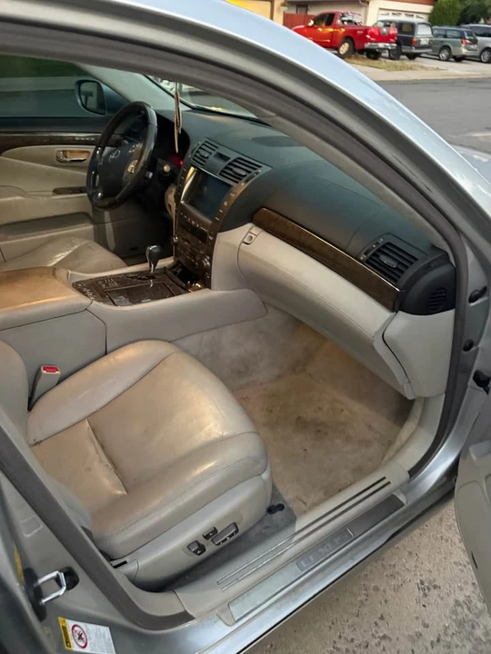 2008 Lexus LS 4th Gen - Image 10 of 14