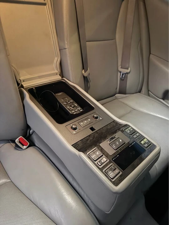 2008 Lexus LS 4th Gen - Image 14 of 14