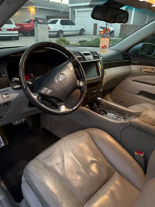 2008 Lexus LS 4th Gen - Image 8 of 14