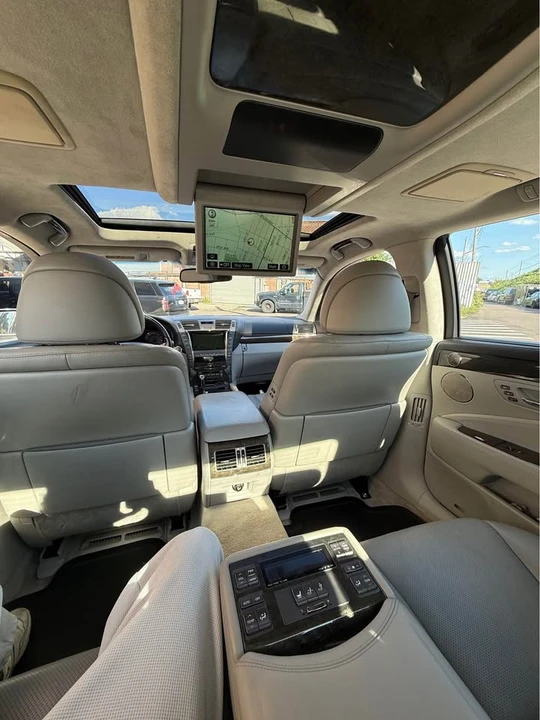 2008 Lexus LS 4th Gen - Image 7 of 12