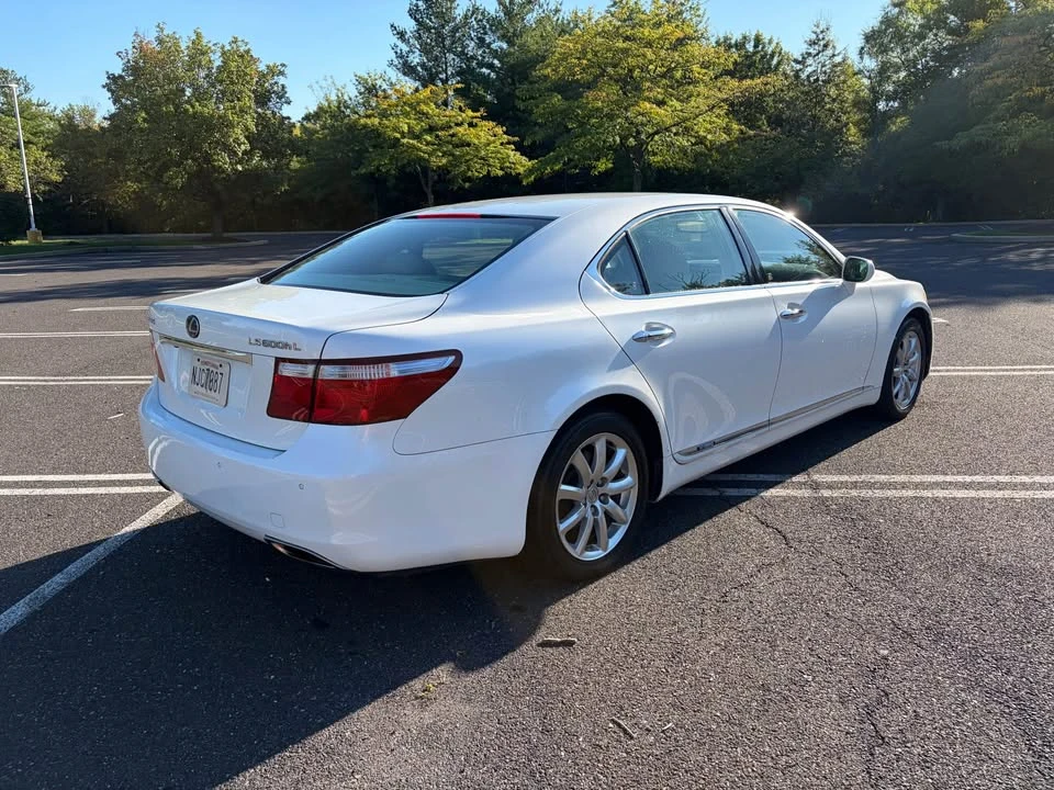 2008 Lexus LS 4th Gen - Image 6 of 16