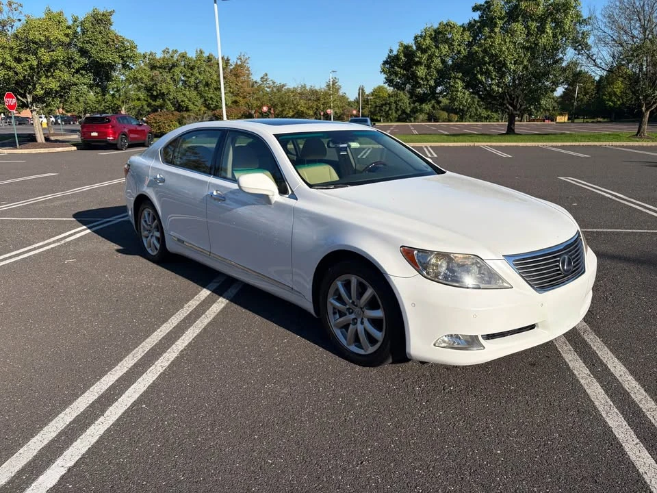 2008 Lexus LS 4th Gen - Image 2 of 16