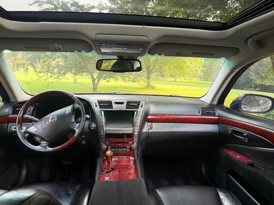2008 Lexus LS 4th Gen - Image 7 of 8