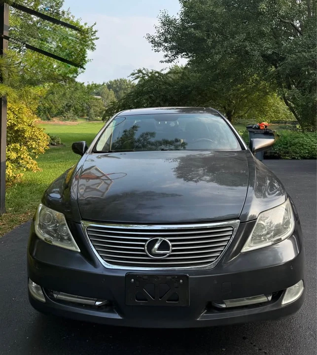 2008 Lexus LS 4th Gen - Image 3 of 8