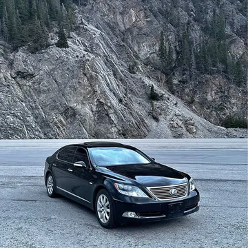 2008 Lexus LS 600hL
