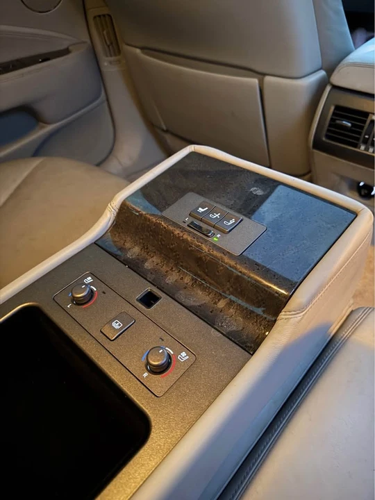 2008 Lexus LS 4th Gen - Image 14 of 20