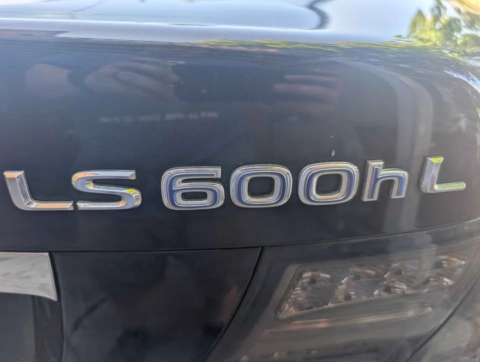 2008 Lexus LS 4th Gen - Image 18 of 18