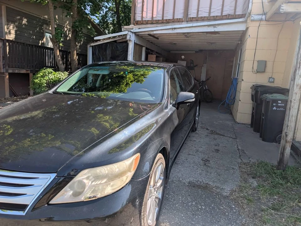 2008 Lexus LS 4th Gen - Image 17 of 18