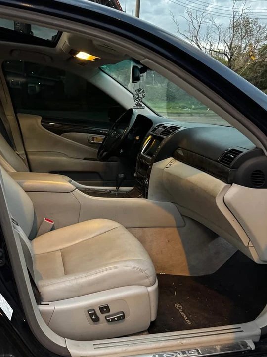 2008 Lexus LS 4th Gen - Image 11 of 20