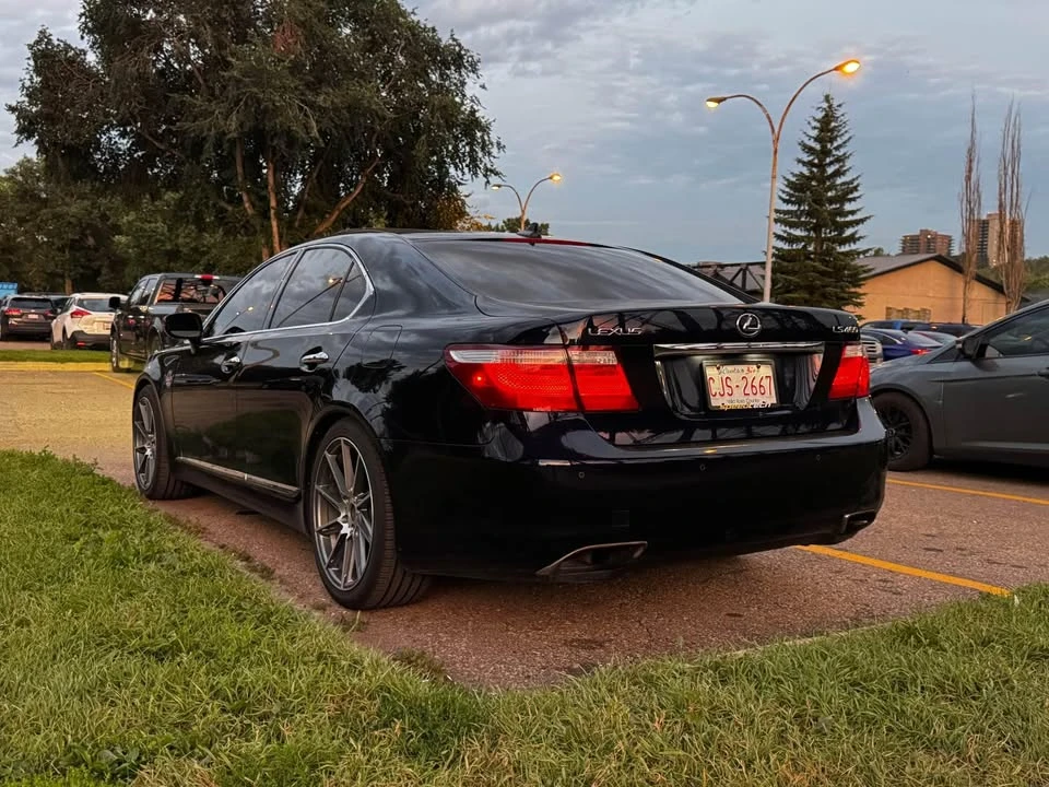 2008 Lexus LS 4th Gen - Image 7 of 20