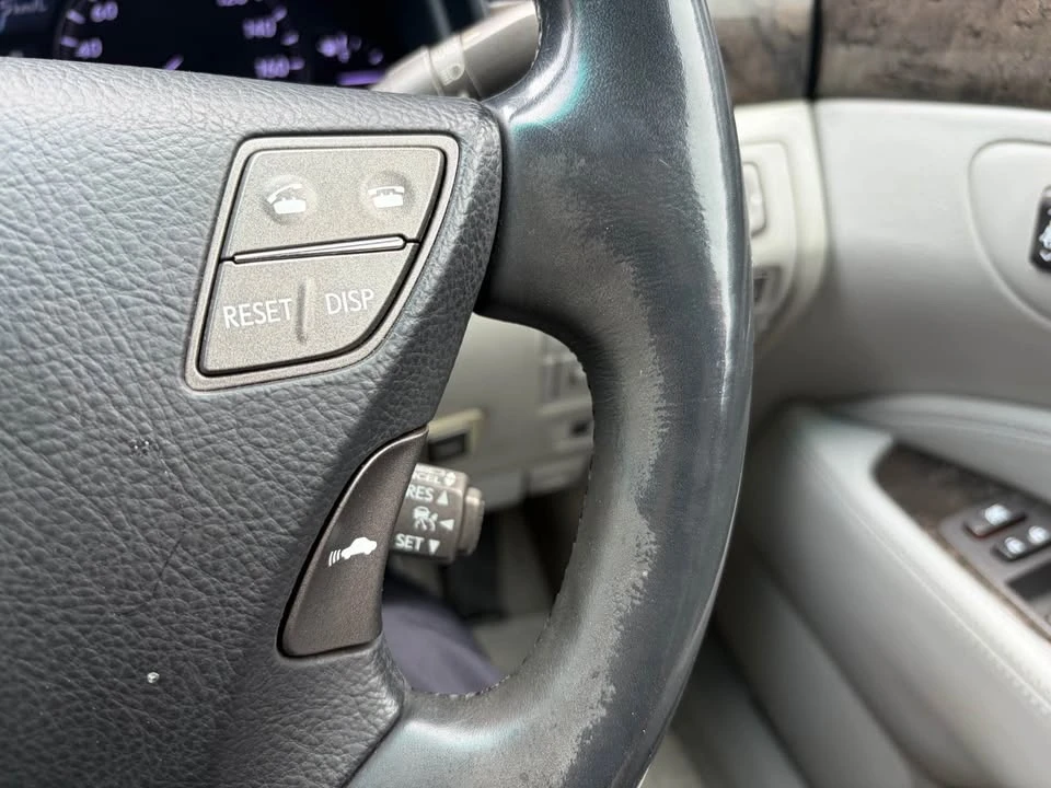 2008 Lexus LS 4th Gen - Image 13 of 19