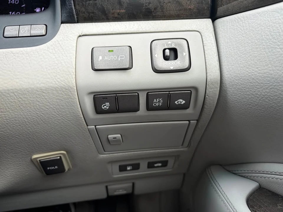 2008 Lexus LS 4th Gen - Image 12 of 19