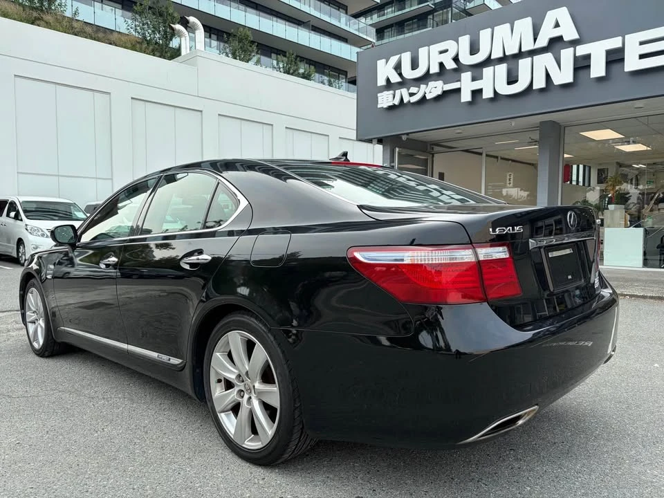 2008 Lexus LS 4th Gen - Image 3 of 19