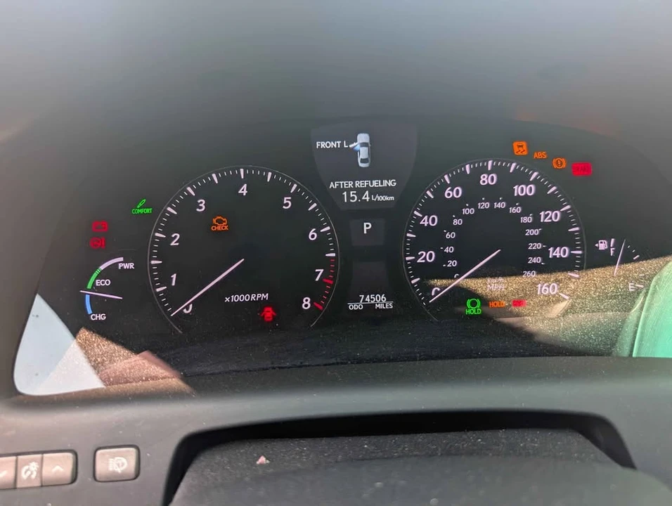 2008 Lexus LS 4th Gen - Image 11 of 18