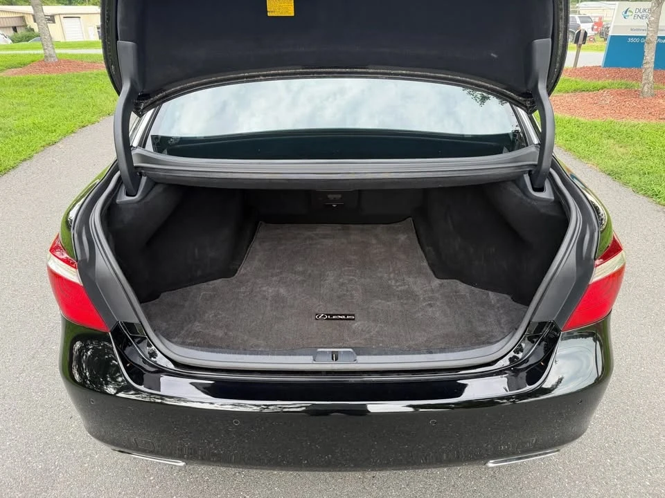 2008 Lexus LS 4th Gen - Image 18 of 18