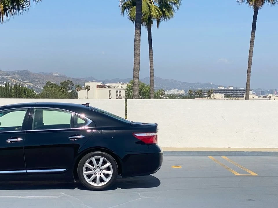 2008 Lexus LS 4th Gen - Image 14 of 20