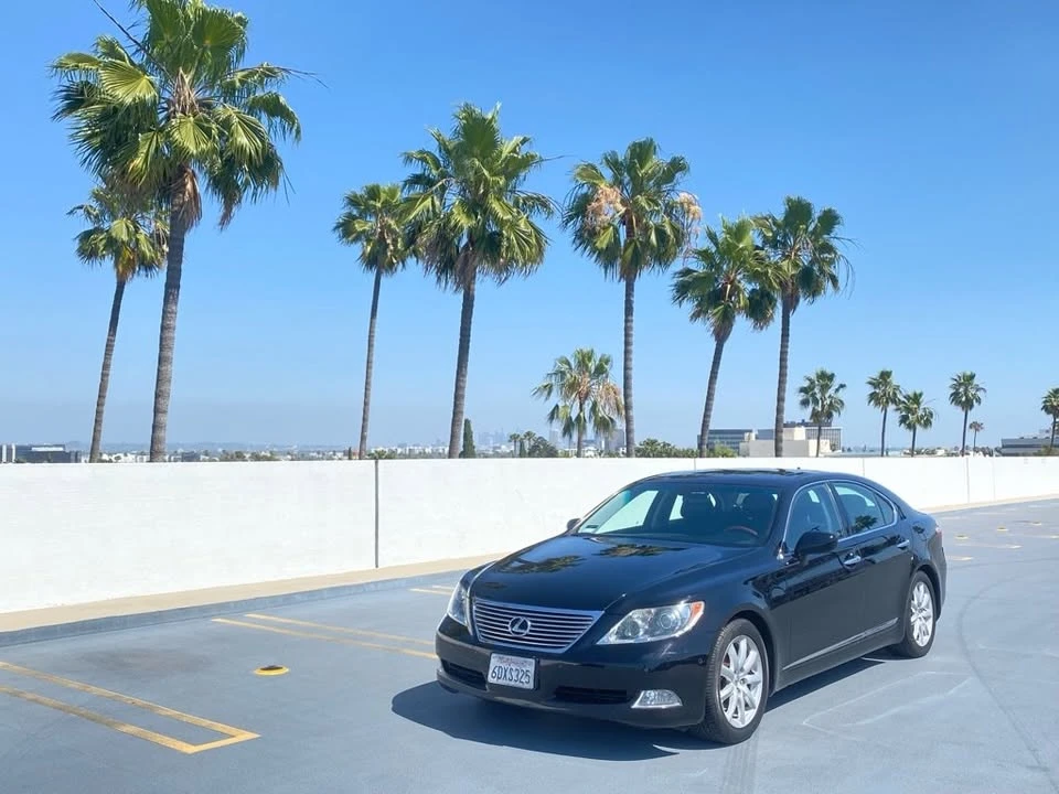 2008 Lexus LS 4th Gen - Image 2 of 20