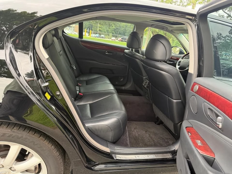 2008 Lexus LS 4th Gen - Image 13 of 18