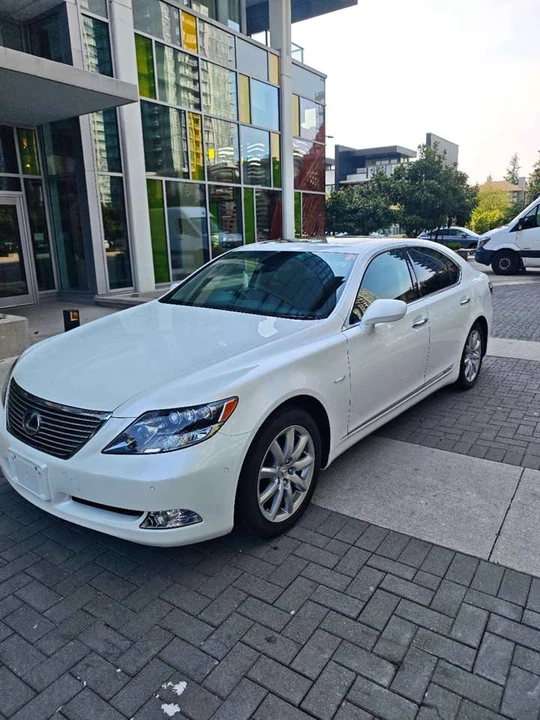 2008 Lexus LS 4th Gen - Image 3 of 14