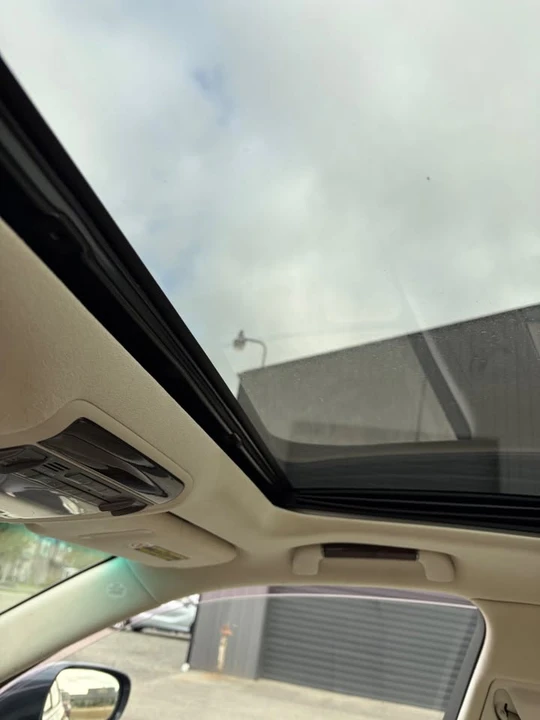 2008 Lexus LS 4th Gen - Image 3 of 18