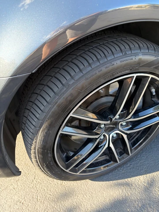 2008 Lexus LS 4th Gen - Image 17 of 18