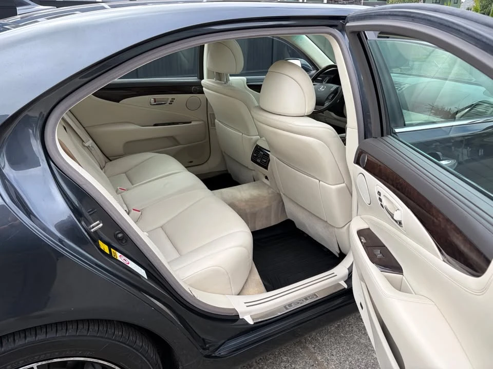 2008 Lexus LS 4th Gen - Image 2 of 18