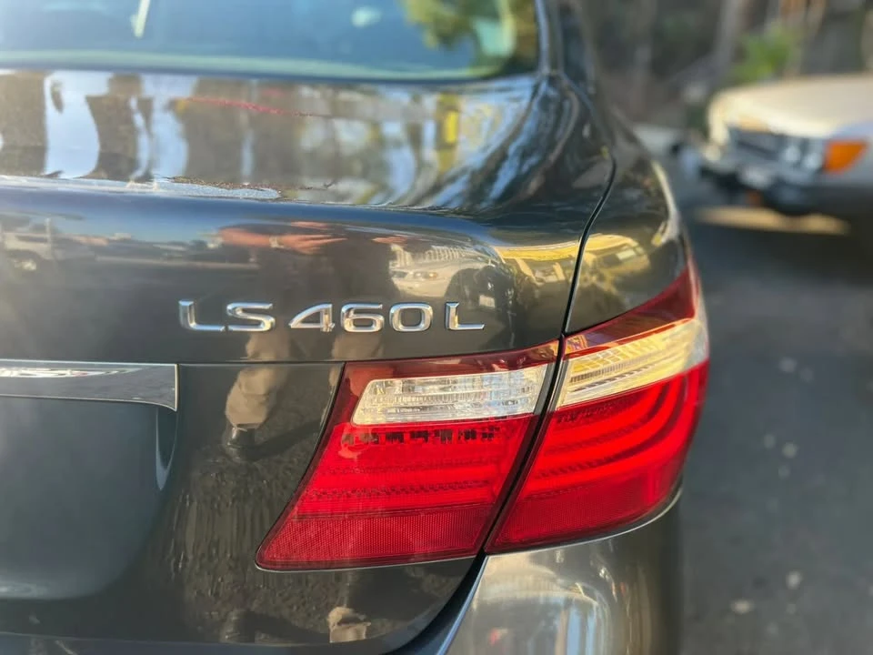 2008 Lexus LS 4th Gen - Image 10 of 20