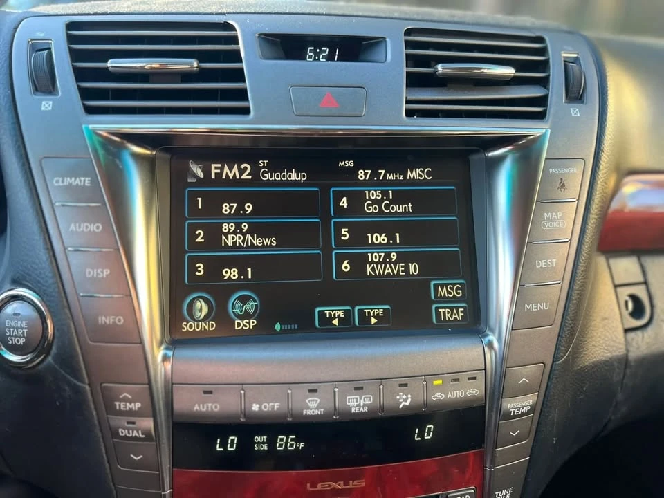 2008 Lexus LS 4th Gen - Image 16 of 20