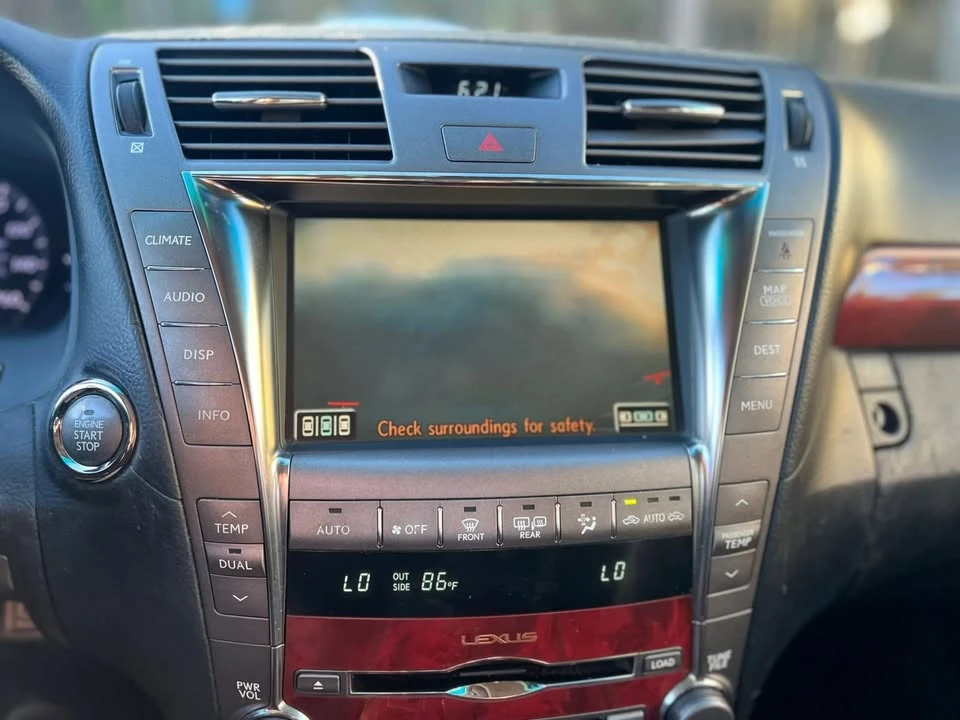 2008 Lexus LS 4th Gen - Image 18 of 20