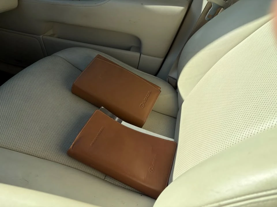2008 Lexus LS 4th Gen - Image 13 of 18