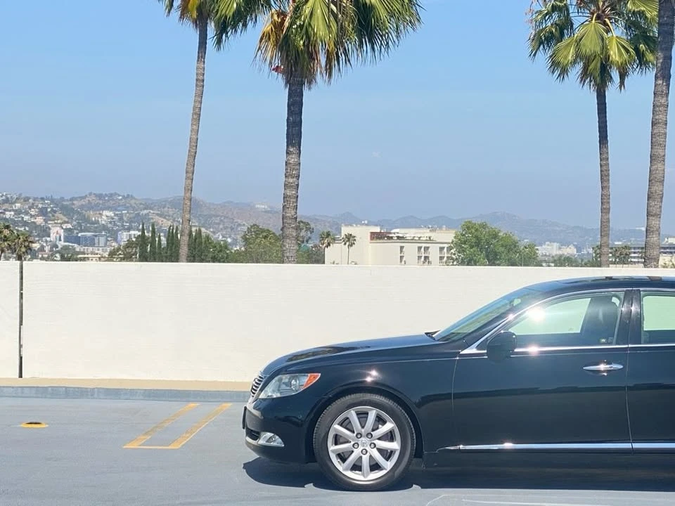2008 Lexus LS 4th Gen - Image 11 of 20