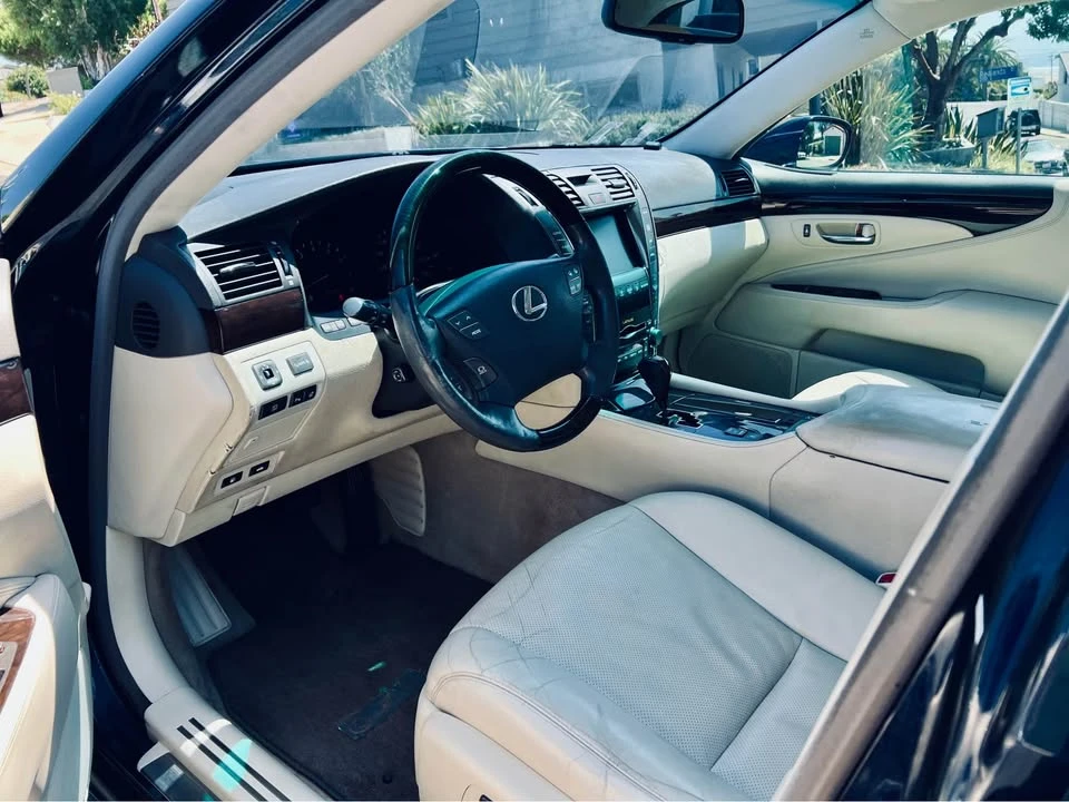 2008 Lexus LS 4th Gen - Image 7 of 12
