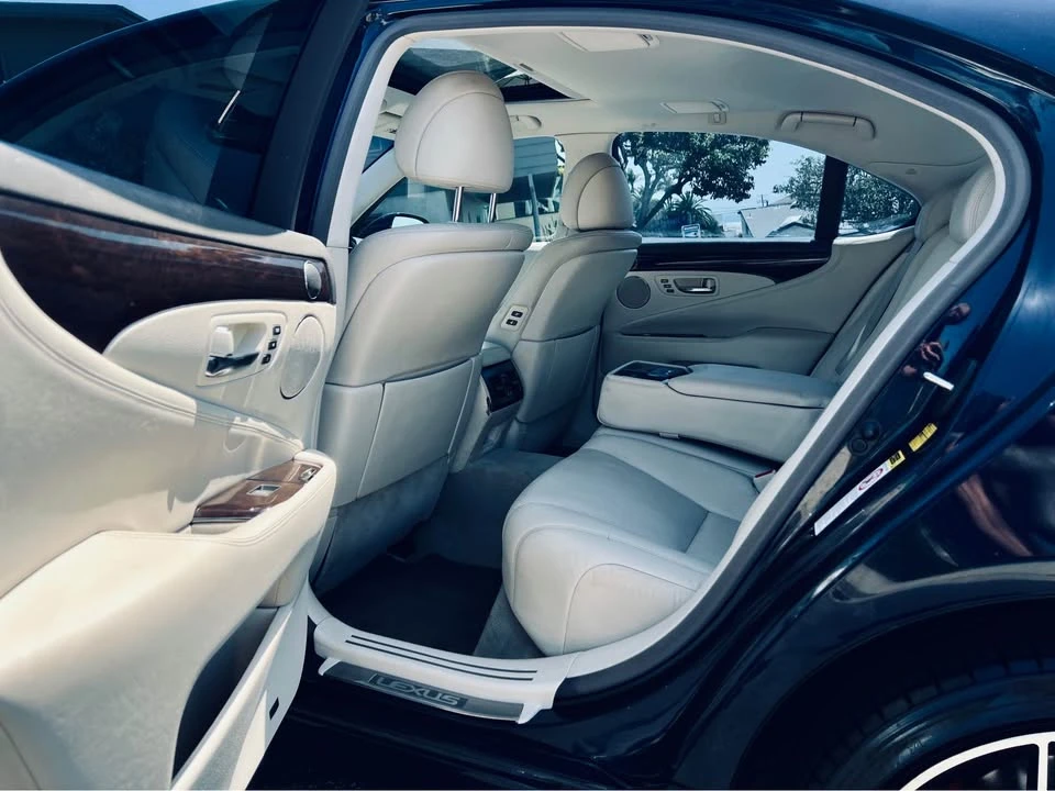 2008 Lexus LS 4th Gen - Image 8 of 12
