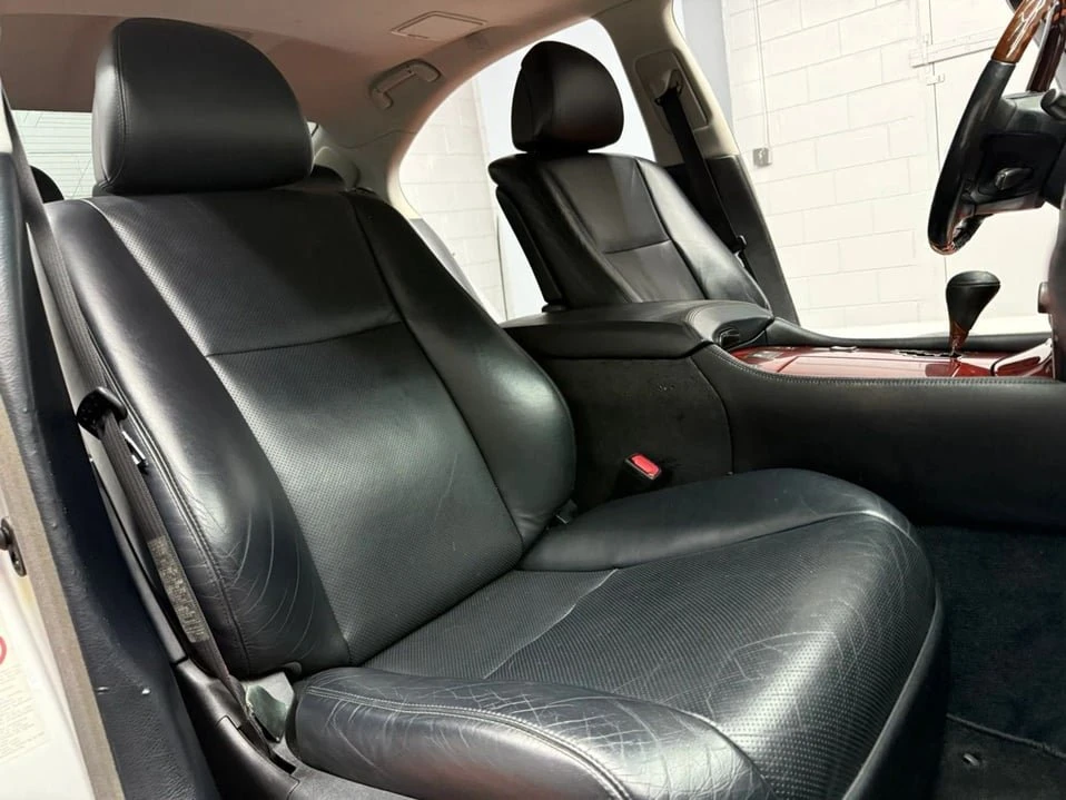 2008 Lexus LS 4th Gen - Image 19 of 20
