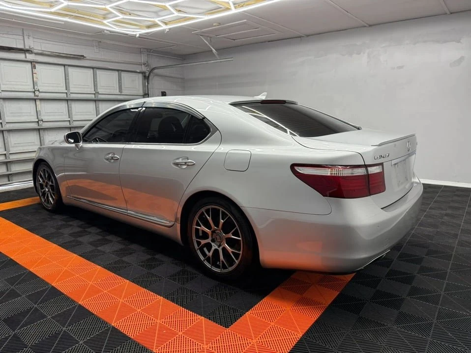 2008 Lexus LS 4th Gen - Image 6 of 20