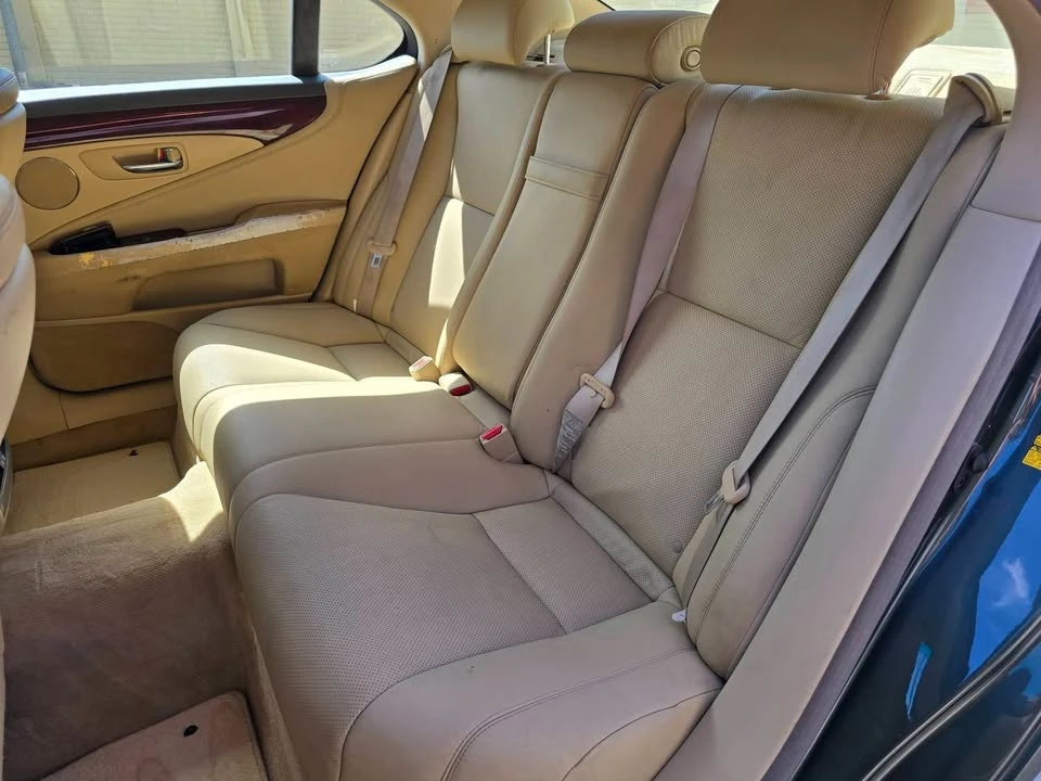 2008 Lexus LS 4th Gen - Image 6 of 10
