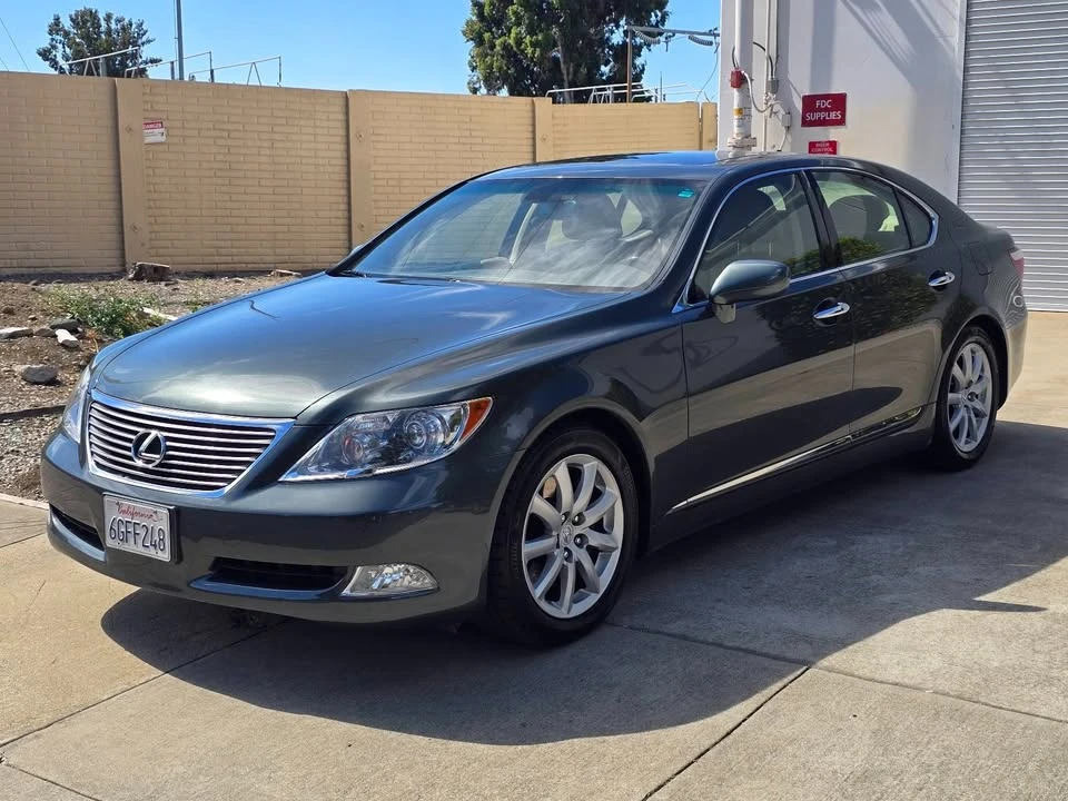 2008 Lexus LS 4th Gen - Image 2 of 10