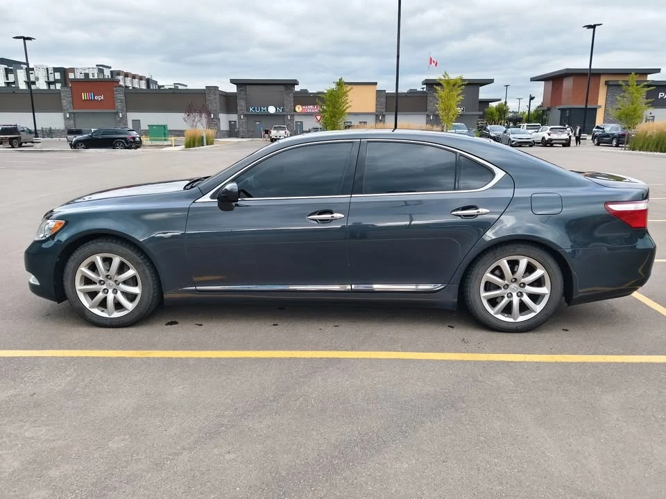 2008 Lexus LS 4th Gen - Image 3 of 19