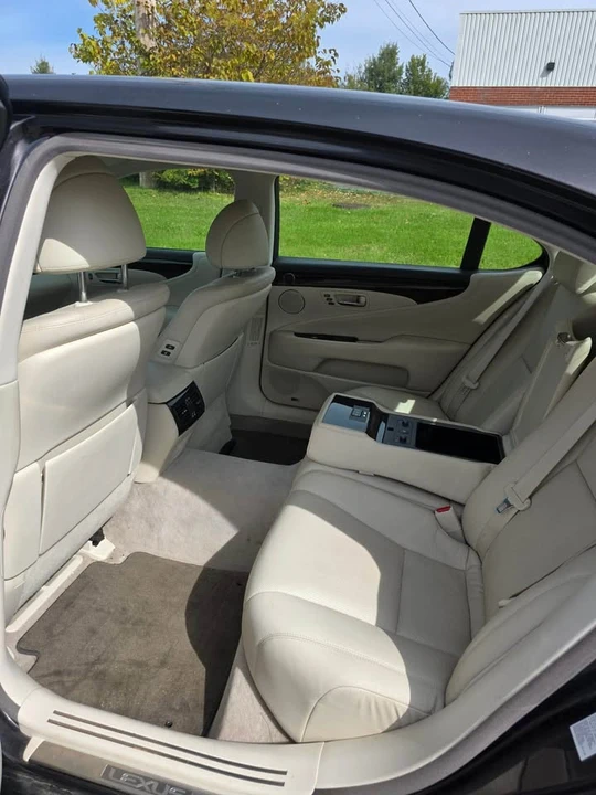 2008 Lexus LS 4th Gen - Image 5 of 6