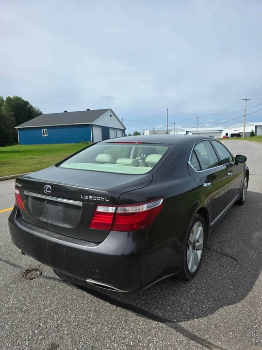2008 Lexus LS 4th Gen - Image 3 of 6