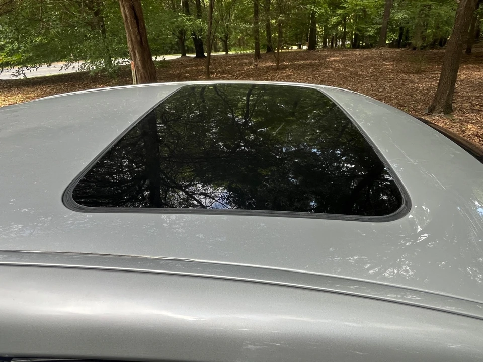 2008 Lexus LS 4th Gen - Image 13 of 15