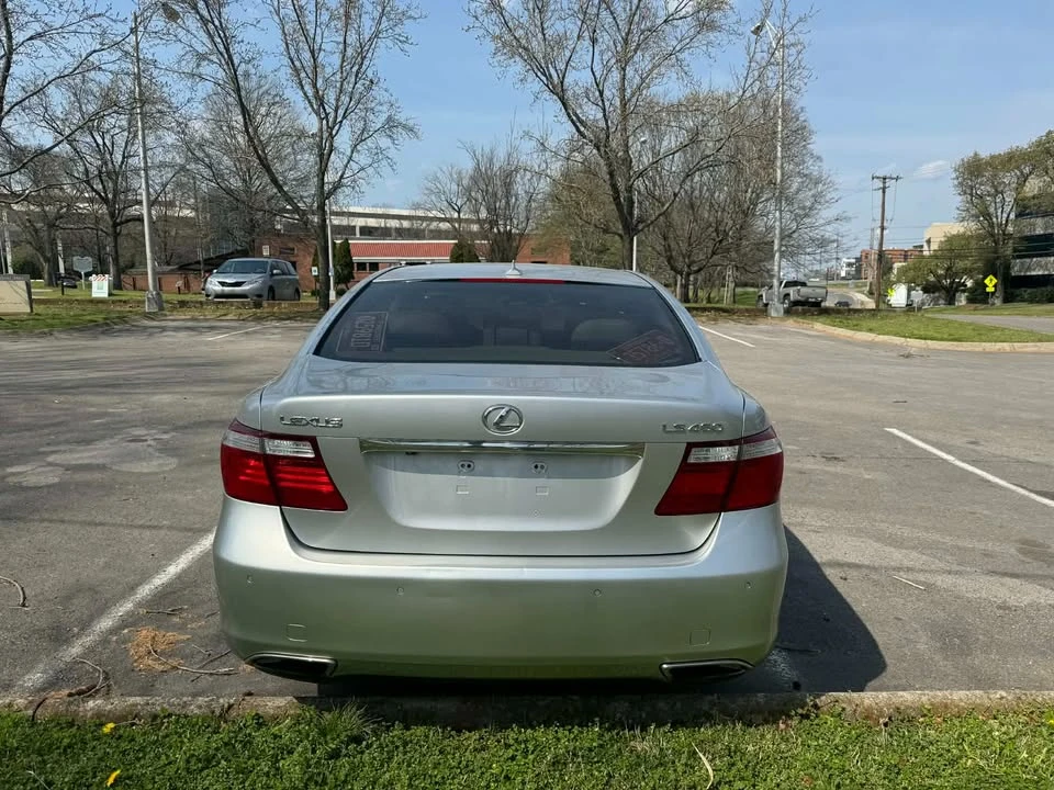 2008 Lexus LS 4th Gen - Image 4 of 13
