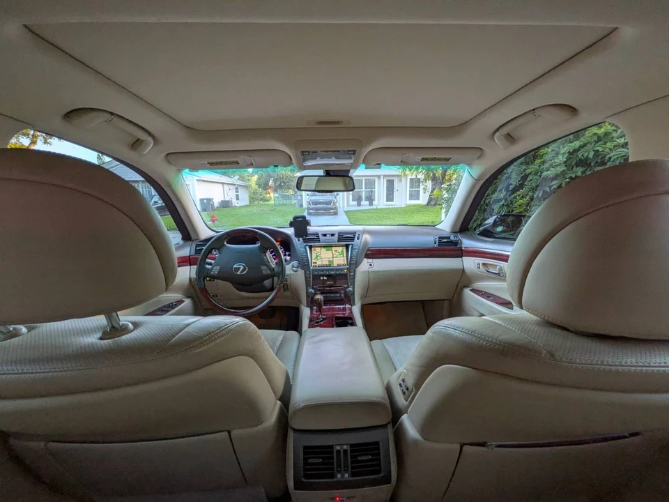 2008 Lexus LS 4th Gen - Image 9 of 9