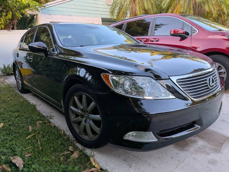 2008 Lexus LS 4th Gen - Image 3 of 9