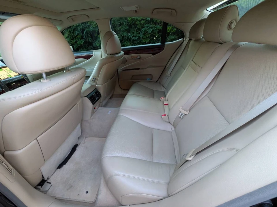 2008 Lexus LS 4th Gen - Image 8 of 9