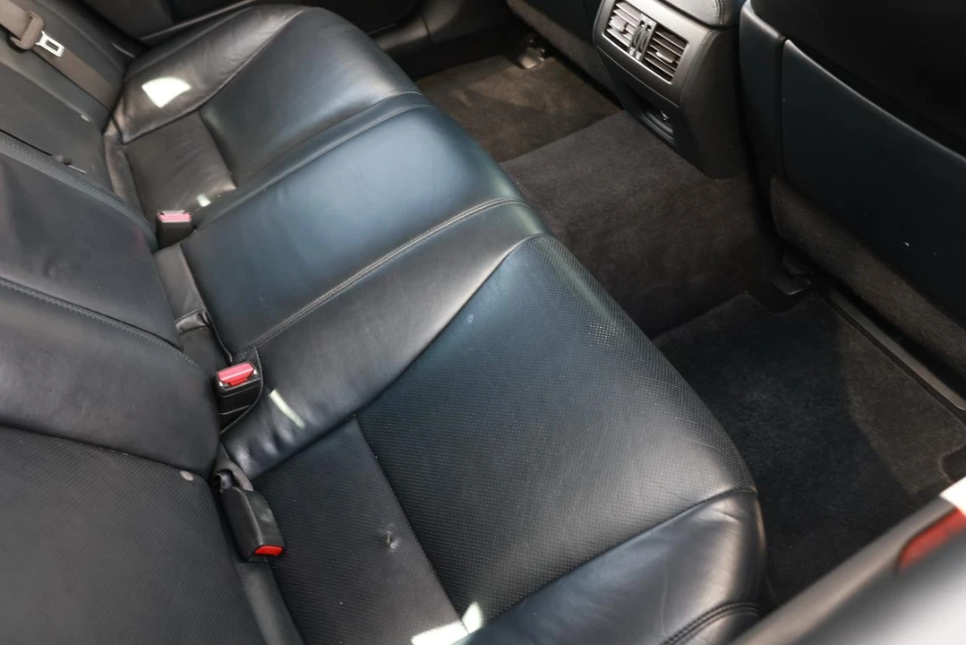 2008 Lexus LS 4th Gen - Image 12 of 31