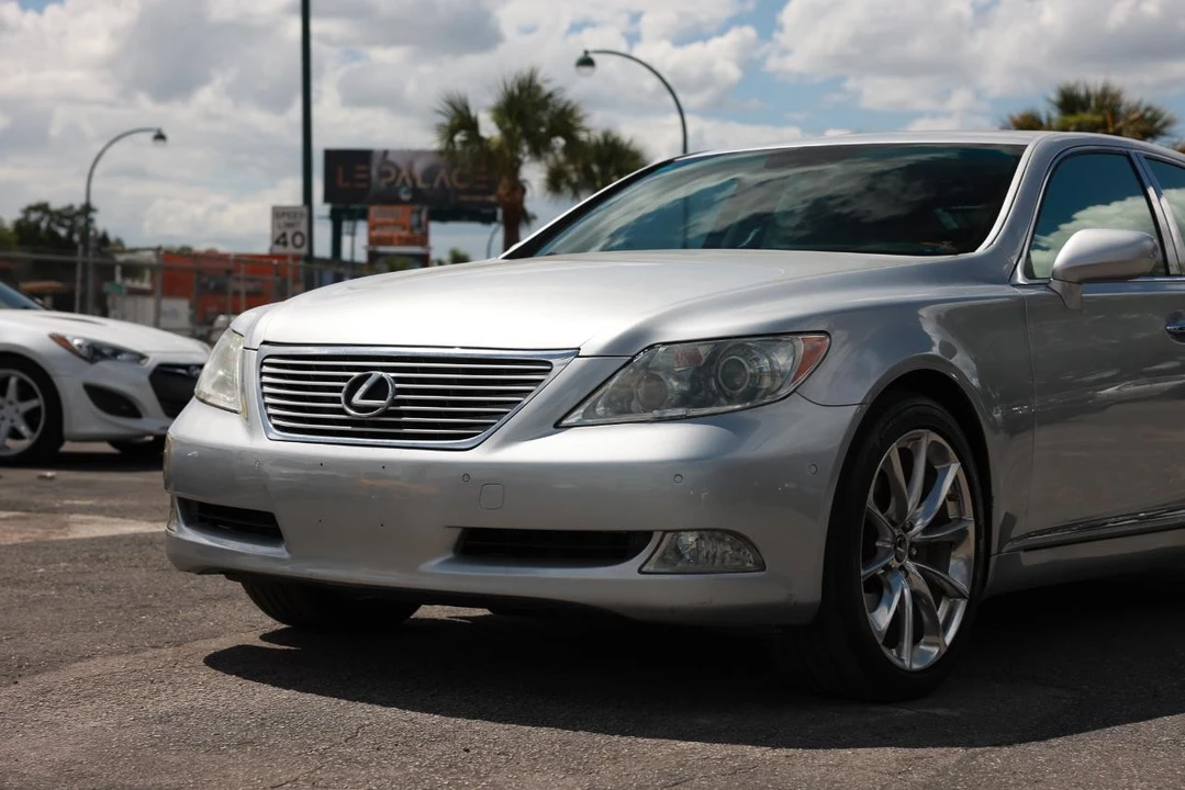 2008 Lexus LS 4th Gen - Image 28 of 31