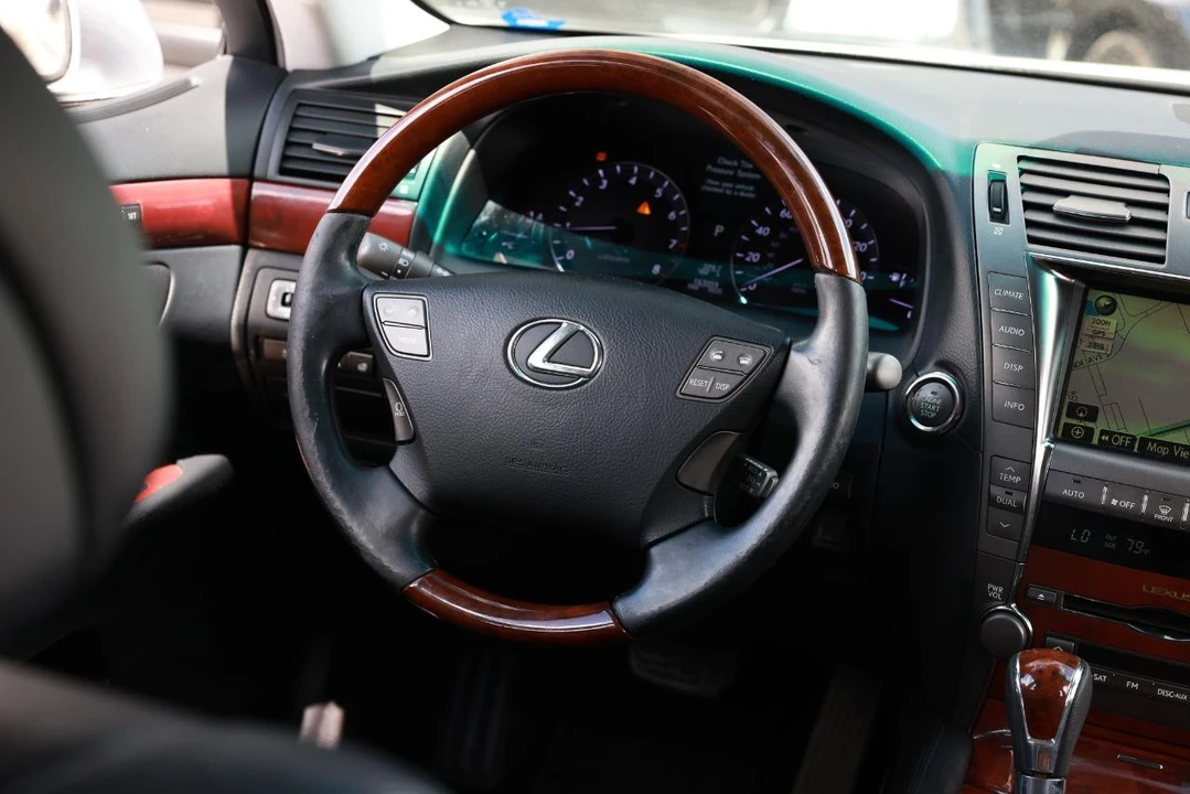 2008 Lexus LS 4th Gen - Image 31 of 31
